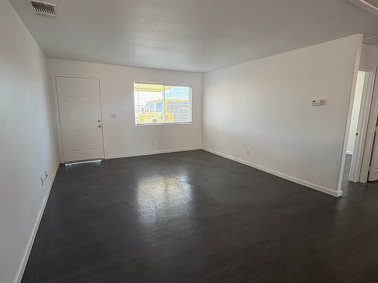 73538 Sun Valley Dr #4 — Photo 3
