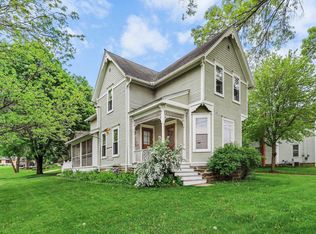 615 Madison Ave, Lodi, WI 53555