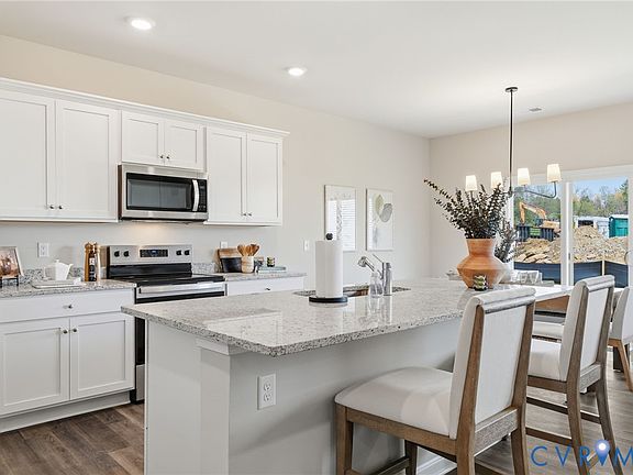 3rd image of 6302 Sterling Way