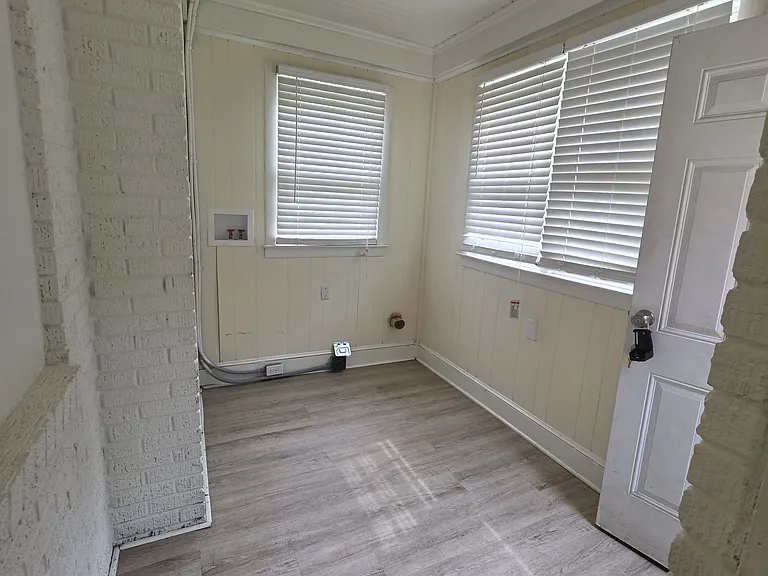 2976 Shady Ln — Photo 6