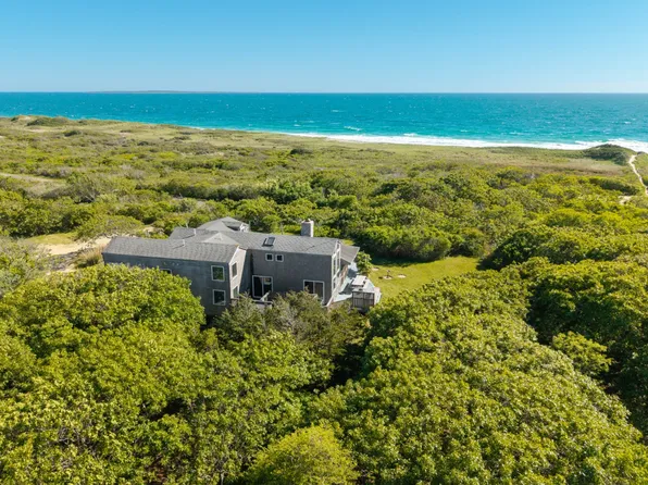 41 Moshup Trl, Aquinnah, MA 02535