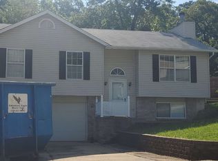 12 Linda Ln, O'Fallon, MO 63366