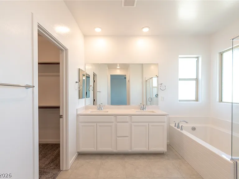 12397 Shoreline Echo Ave — Photo 32