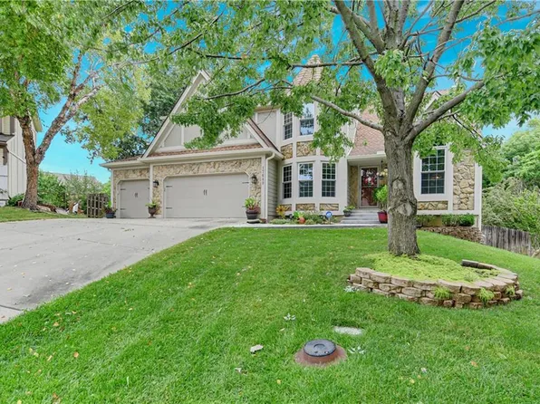 17640 W 113th St, Olathe, KS 66061