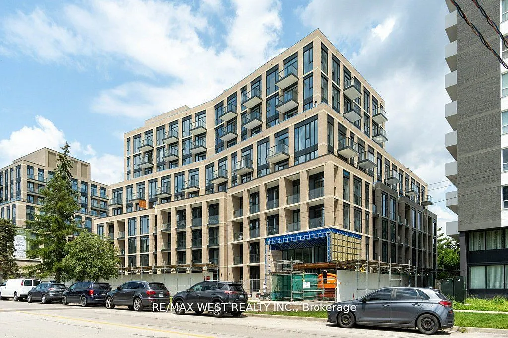2 bed, $3,100 — Photo 1
