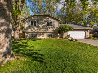 8411 6th St NE, Spring Lake Park, MN 55432