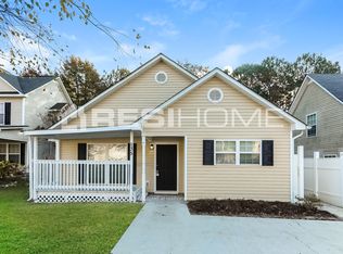 135 Chaucer Ln, Carrollton, GA 30117