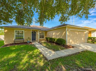 814 Bucks Harbor Dr W, Jacksonville, FL 32225