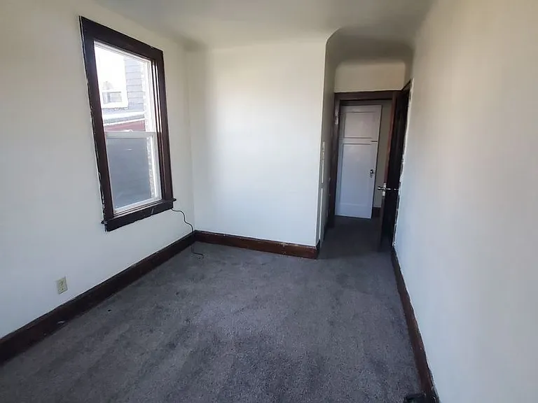 512-514 16th St. - 5 Unit (Ace Property) — Photo 7