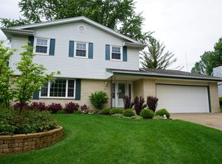 7625 S Lenox Ave, Oak Creek, WI 53154