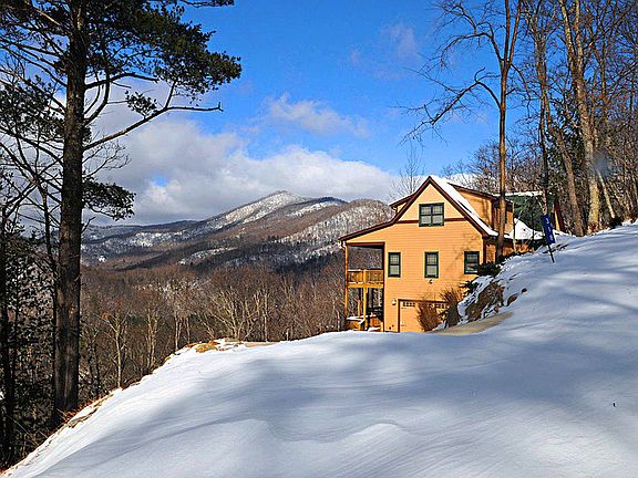 Wintertime at Treetops