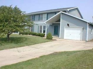 503 Gale St, Elgin, IL 60123