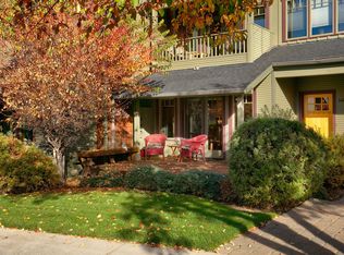 562 W Jefferson Ave, Sisters, OR 97759