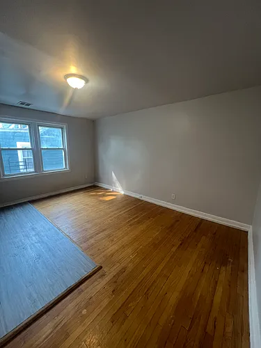 131 Chancellor Ave Photo 1