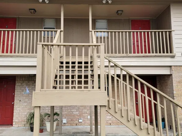 857 Quetzal St APT 3, Corpus Christi, TX 78418