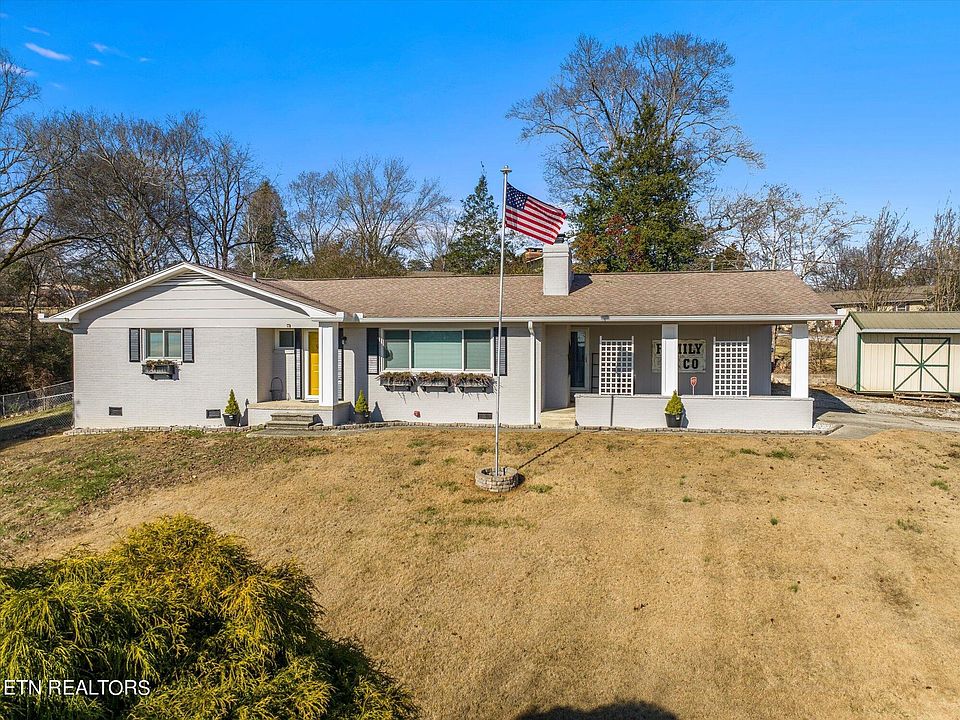 1st image of 927 Bonnyview Ave