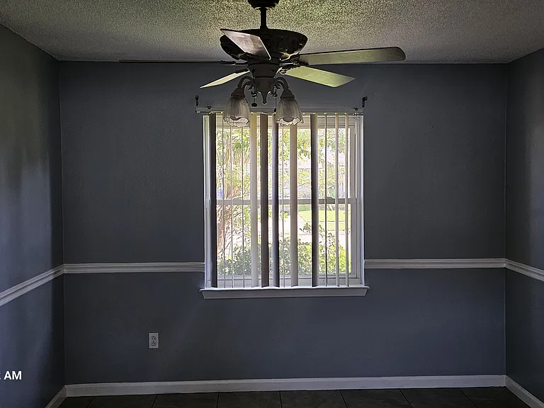 404 Corrine Ct — Photo 21