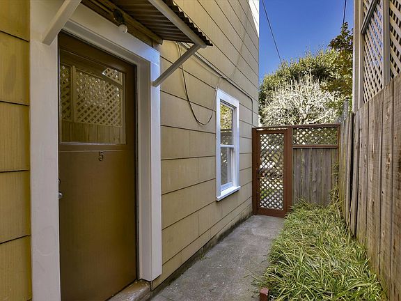 2nd image of 1093 Dolores St #5