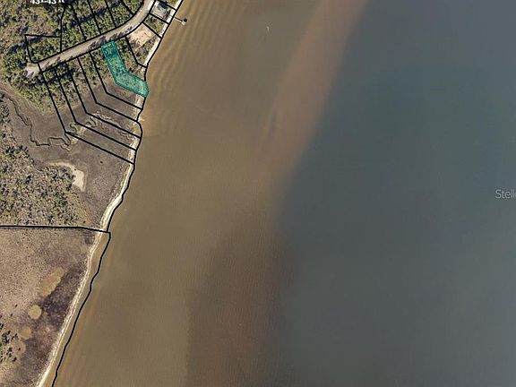 2nd image of 1080 Oyster Bay Dr