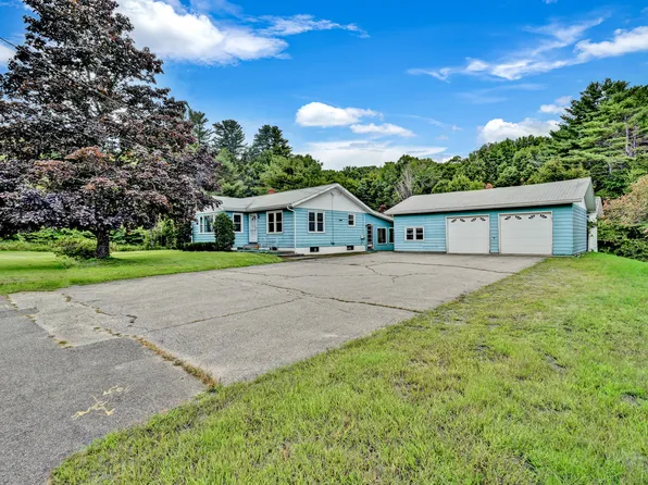63 Maple Street, Farmingdale, ME 04344