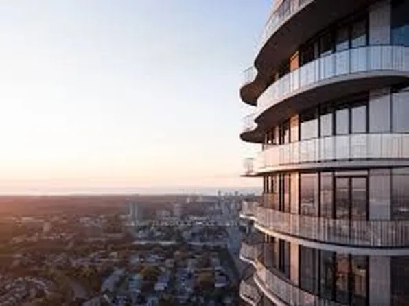 1 Fairview Rd E, Mississauga, ON