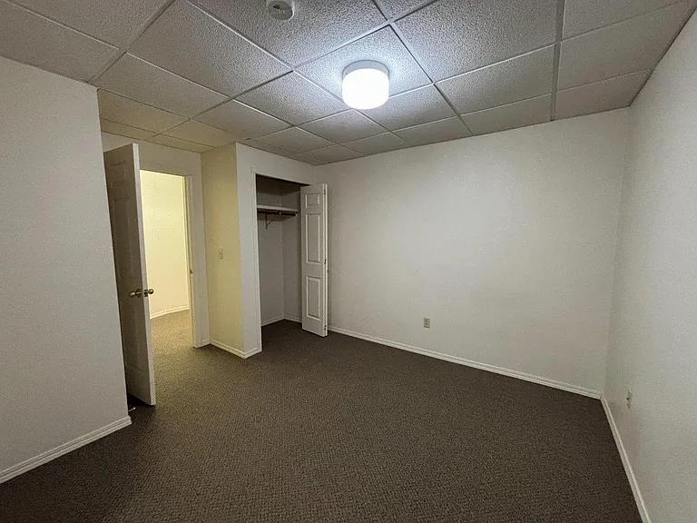 Highland Apartments — Photo 33