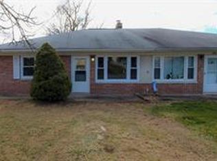 1809 Willow Rd, Carlisle, PA 17013