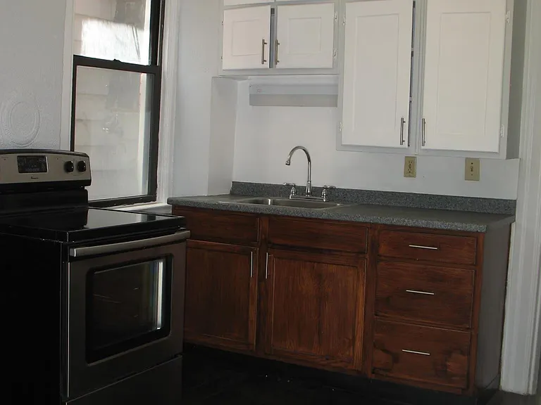 1170 South Ave #1 — Photo 7