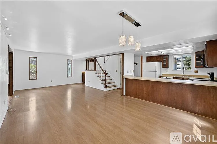 2675 Nicholette Dr — Photo 8