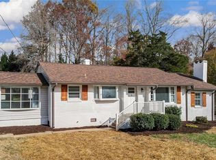 1552 W Harrison St, Reidsville, NC 27320