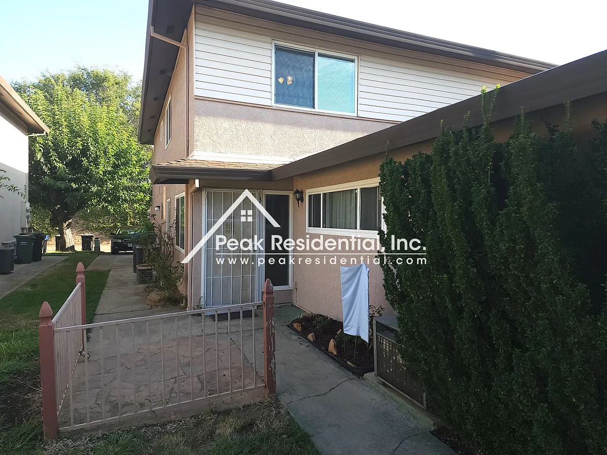 Building Photo - 9071 Montoya St #3