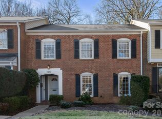 2331 Hayloft Cir, Charlotte, NC 28226