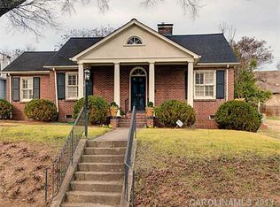 135 Cottage Pl, Charlotte, NC 28207
