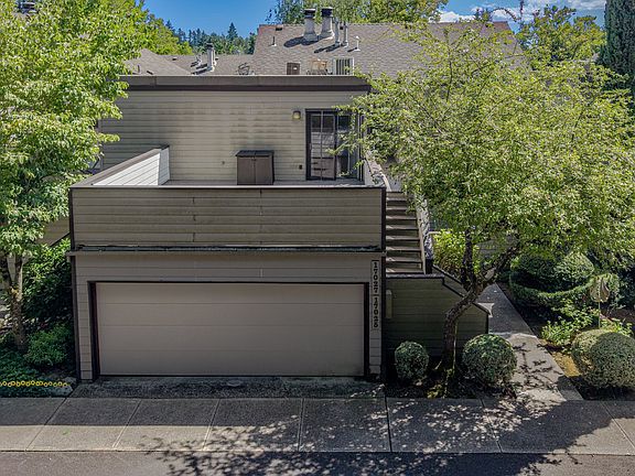 2nd image of 17027 SW Versailles Ln