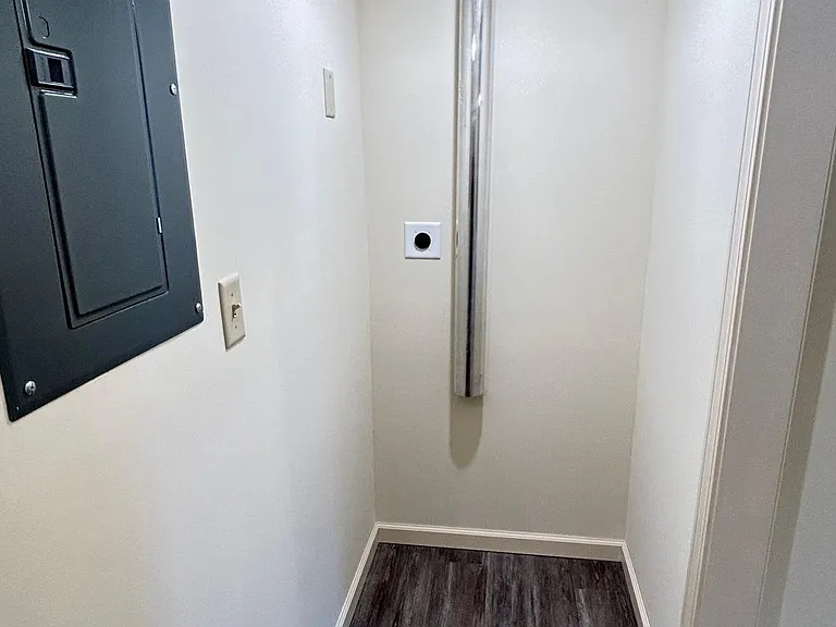 807 Rainbow Dr — Photo 9