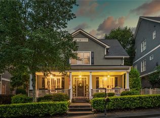 2176 Parkview Ln NW, Atlanta, GA 30318