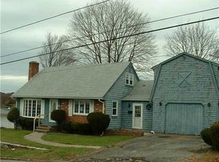 175 Dunedin St, Cranston, RI 02920