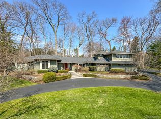 6130 Idlewyle Rd, Bloomfield Hills, MI 48301