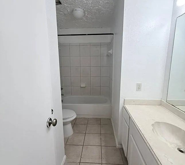 3610 Timber Rock Ct — Photo 10