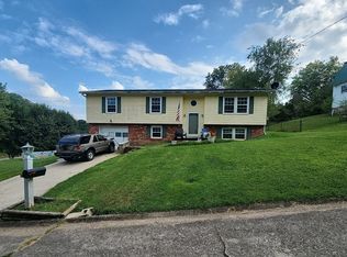 5201 Joy Ln, Cross Lanes, WV 25313