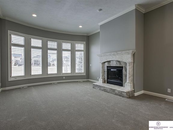 4th image of 17110 Harney St