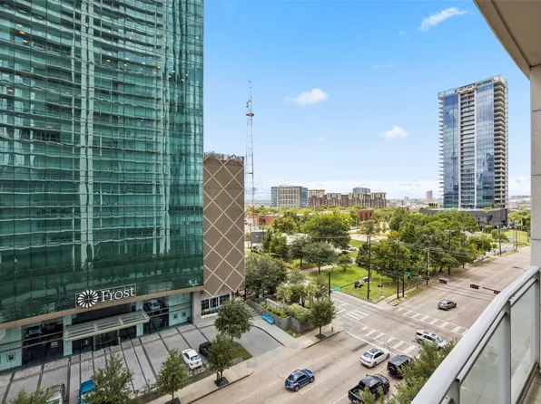 2900 McKinnon St APT 602, Dallas, TX 75201
