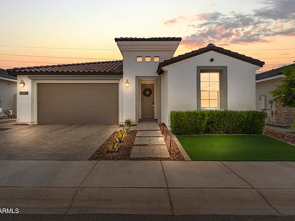 4th image of 12075 N LUCKENBACH Street