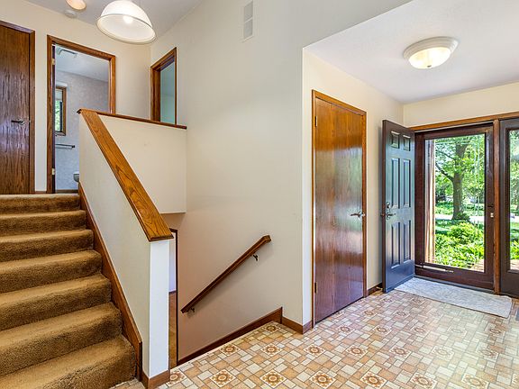 5th image of 3923 Mathews Rd