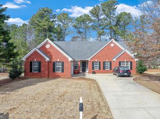 5402 Ohara Ln, Flowery Branch, GA 30542