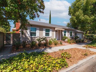 1041 N Catalina St, Burbank, CA, 91505