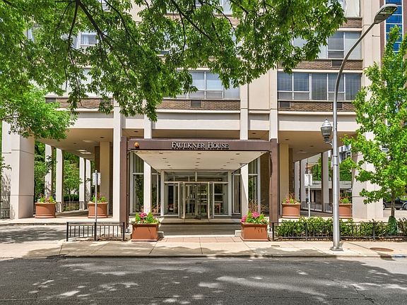2nd image of 70 W Burton Pl APT 2207