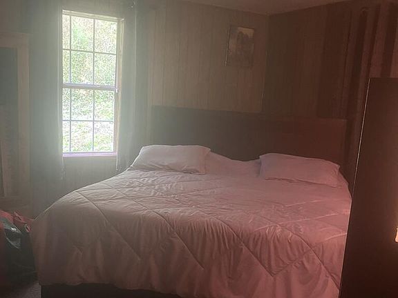 3rd image of 4621 McRoberts Rd