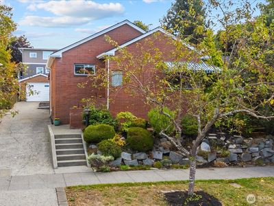 5608 7th Avenue NW, Seattle, WA, 98107