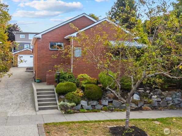 5608 7th Avenue NW, Seattle, WA 98107